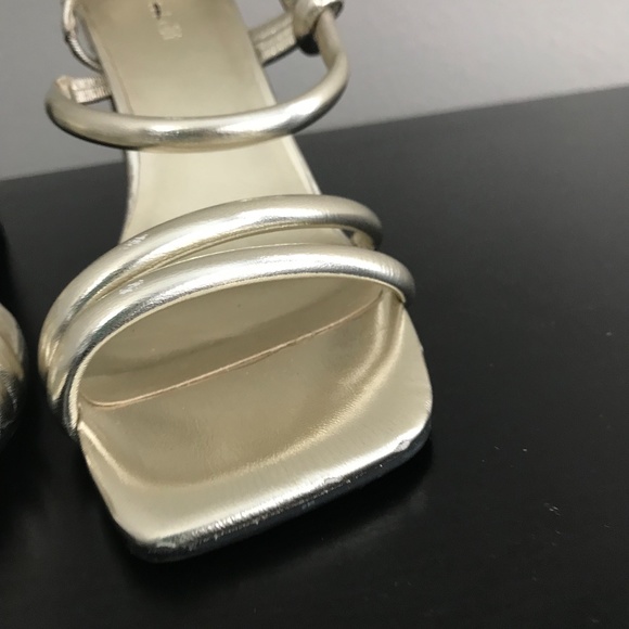 Open Edit Ronnie Slingback - Picture 9 of 11